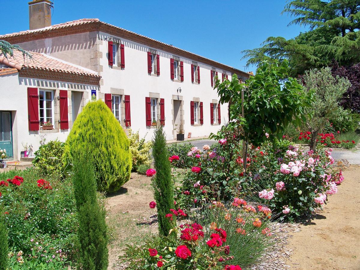 Bed and Breakfast La Genoise Tillieres Экстерьер фото