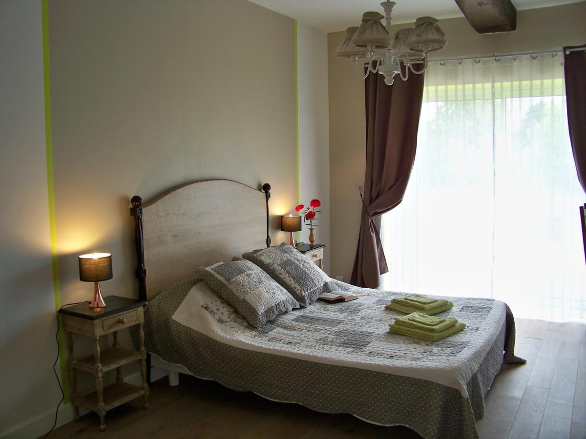 Bed and Breakfast La Genoise Tillieres Экстерьер фото